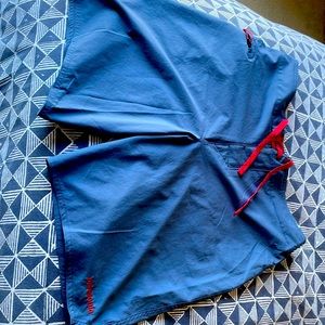 Patagonia boardshorts blue, size 32